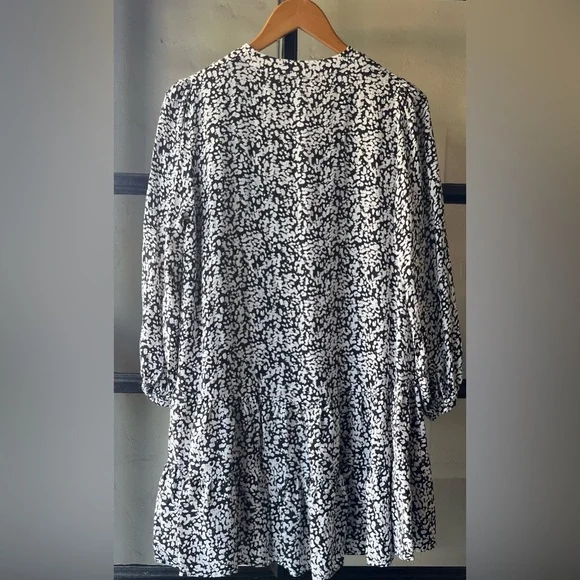 Zara Black & White Long Sleeve Dress - Picture 2 of 6